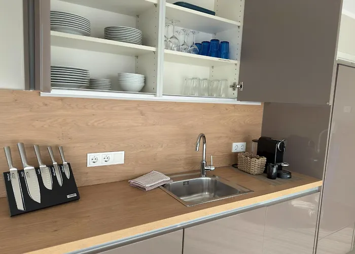 Apartament Kiana - Mit Dachterrasse, Meerblick Sowie Grosse Poolarea *