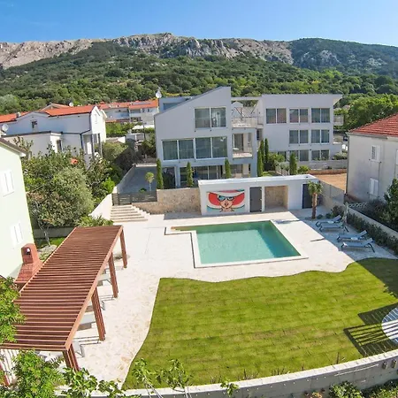 Kiana - Mit Dachterrasse, Meerblick Sowie Grosse Poolarea باشْكا