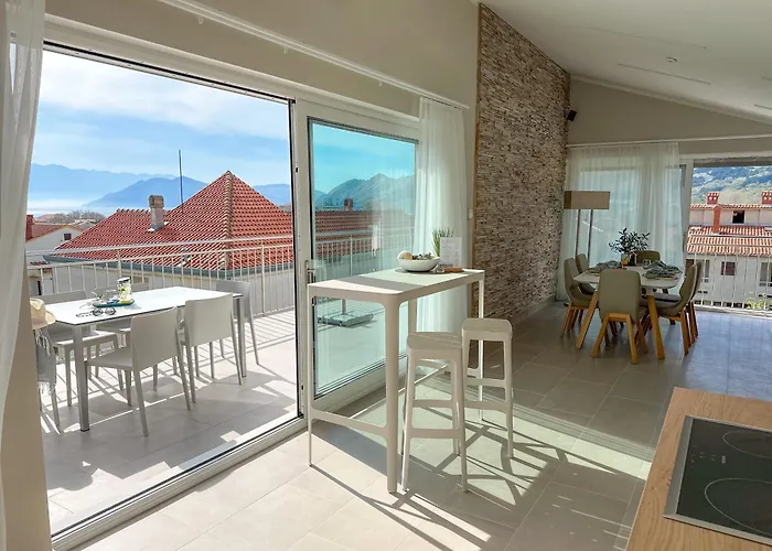 Kiana - Mit Dachterrasse, Meerblick Sowie Grosse Poolarea Apartman *