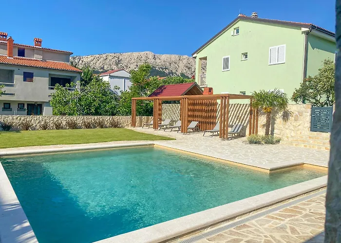 شقة Kiana - Mit Dachterrasse, Meerblick Sowie Grosse Poolarea