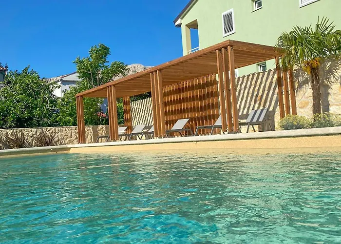 Apartament Kiana - Mit Dachterrasse, Meerblick Sowie Grosse Poolarea Baška