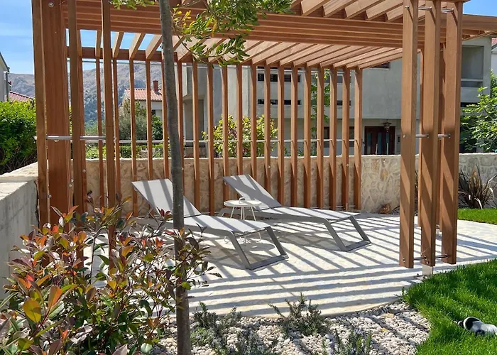 Kiana - Mit Dachterrasse, Meerblick Sowie Grosse Poolarea Apartman Baška