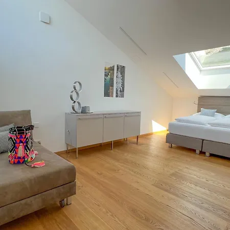 شقة Kiana - Mit Dachterrasse, Meerblick Sowie Grosse Poolarea
