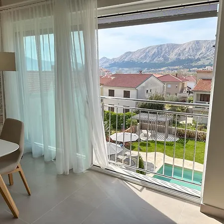 Kiana - Mit Dachterrasse, Meerblick Sowie Grosse Poolarea